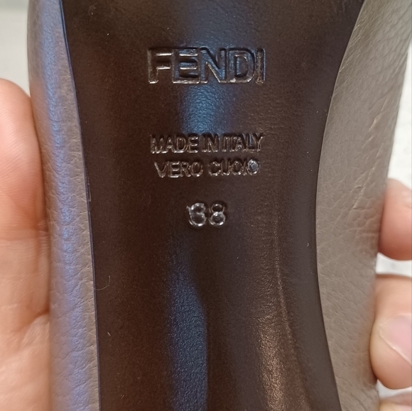 AUTH! Fendi pumps heels shoes - Picture 7 of 9